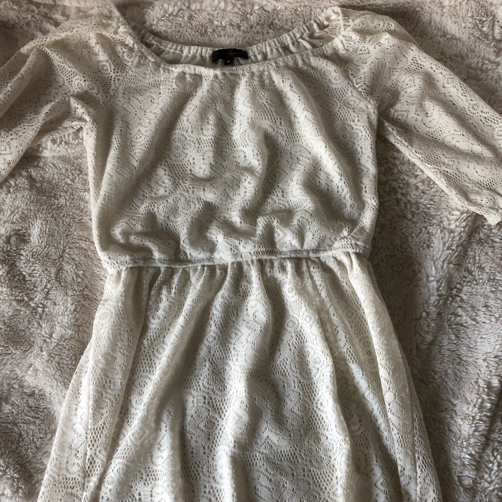 Lace off-the-shoulder dress